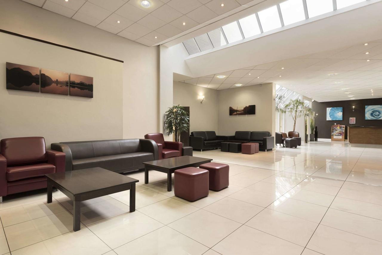 Aston Court Hotel Coventry Exterior foto